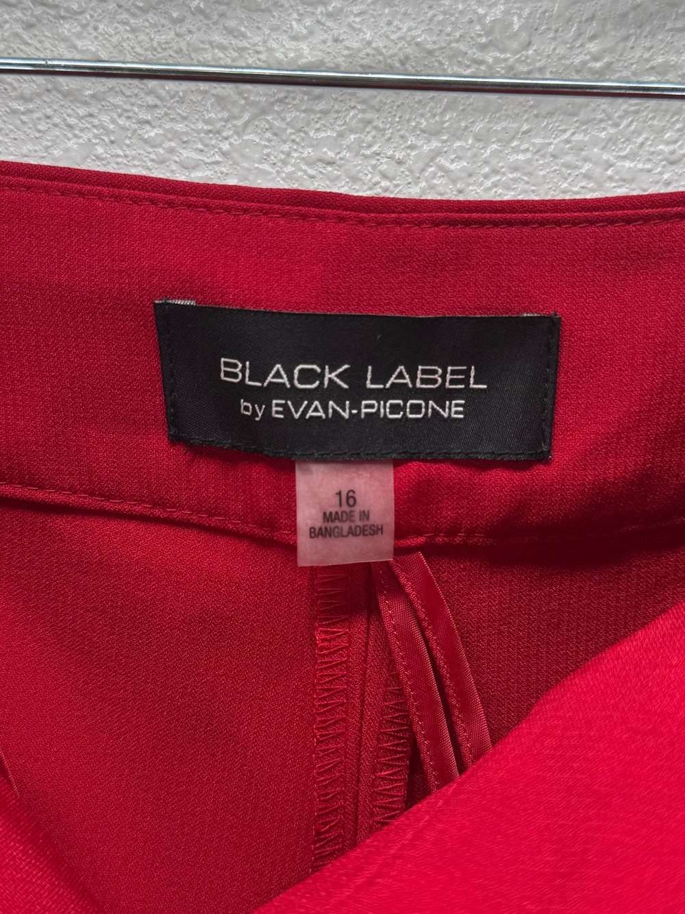 Black Label by Evan Picone Fire Red Trousers 16 Straight Leg (Runs like 14) - Picture 2 of 11